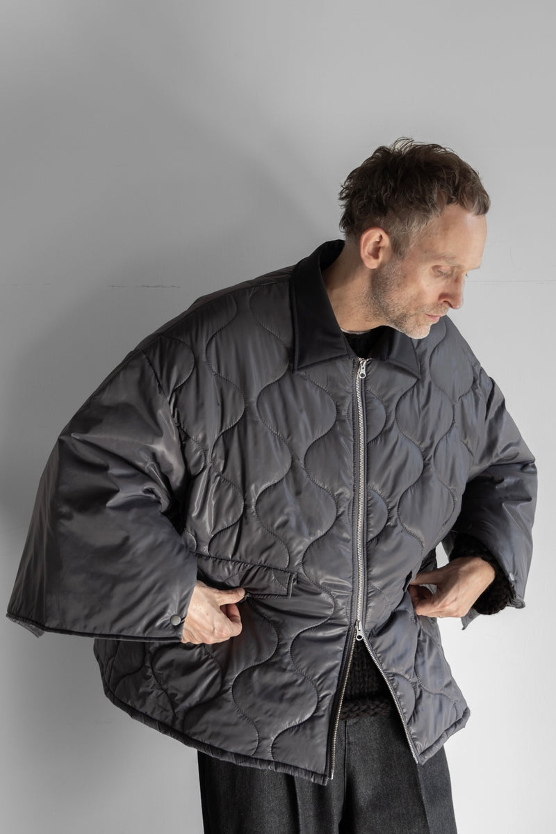 CAPE WIDE ARM QUILTING BLOUSON